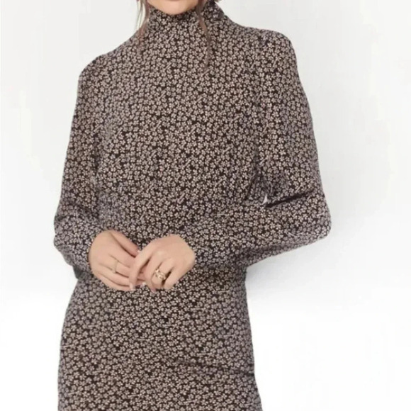 Flynn Skye Magnolia floral mock neck maxi dress in blush Pearl - Picture 4 of 13